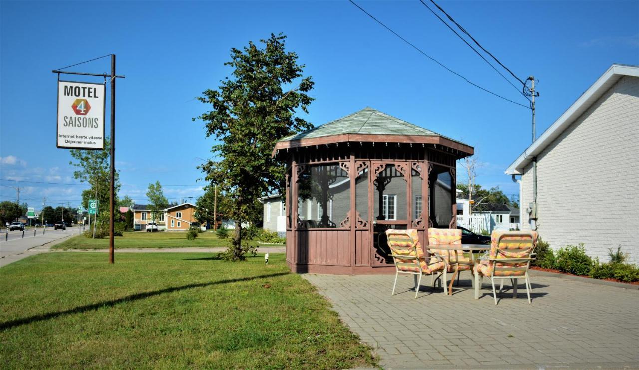 Motel Quatre Saisons Forestville Exterior photo